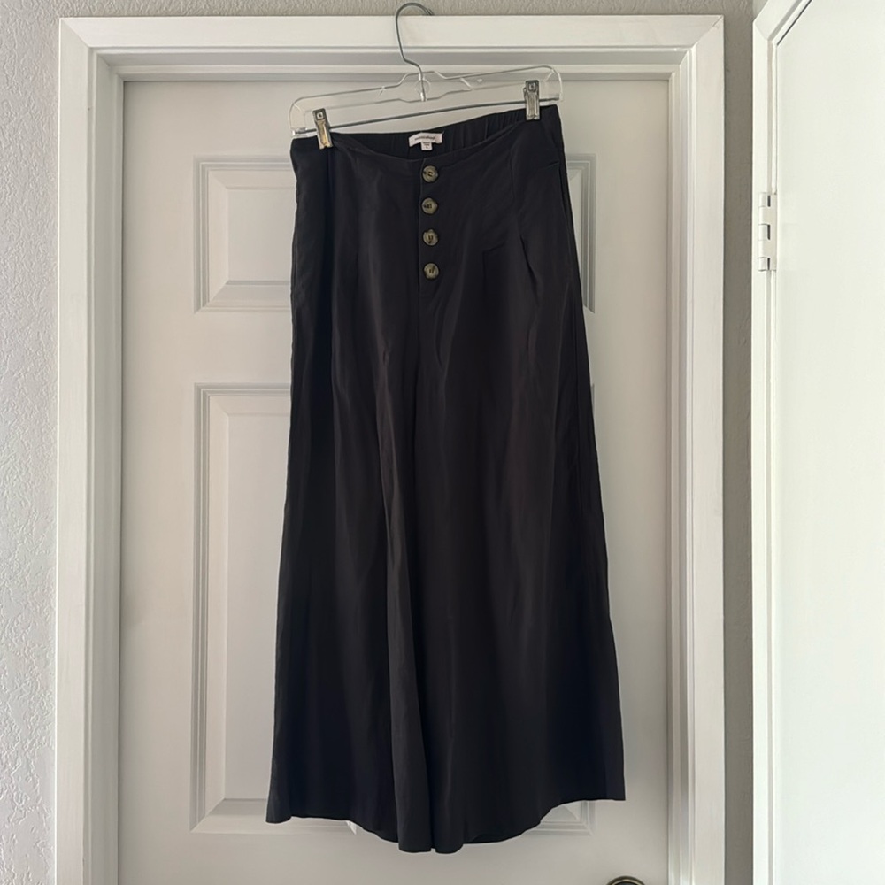 100% Linen cropped wide leg high waisted pants size S